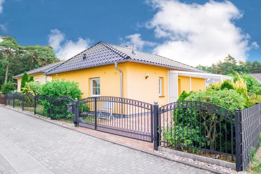 Haeuschen Am Waldrand Villa Teupitz Eksteriør bilde